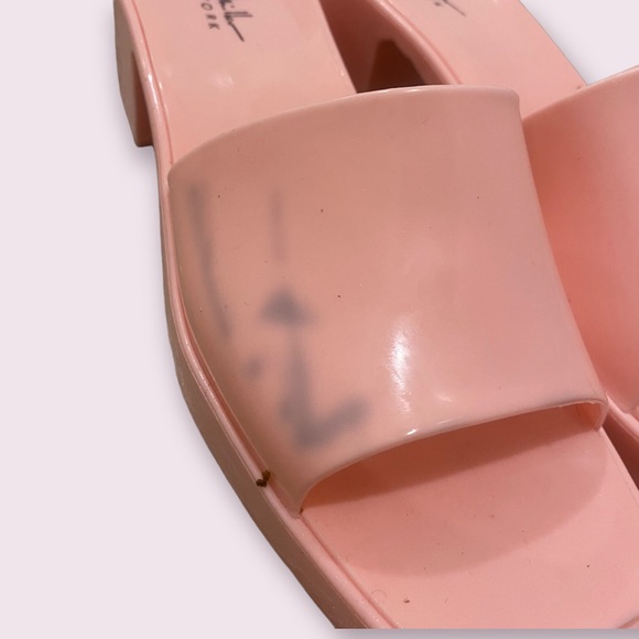 Nicole Miller Rubber Sandals, Light Pink, Women’s Size 9 - Picture 3 of 6